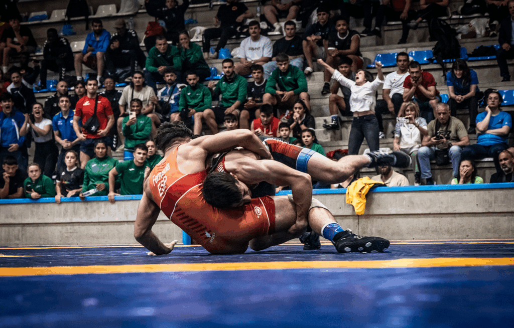 La lucha vuelve a casa: Barcelona acoge los Nacionales Senior 1 Carlos Álvarez y Felipe Ferrusola, durante los Campeonatos de España Senior del 2024
