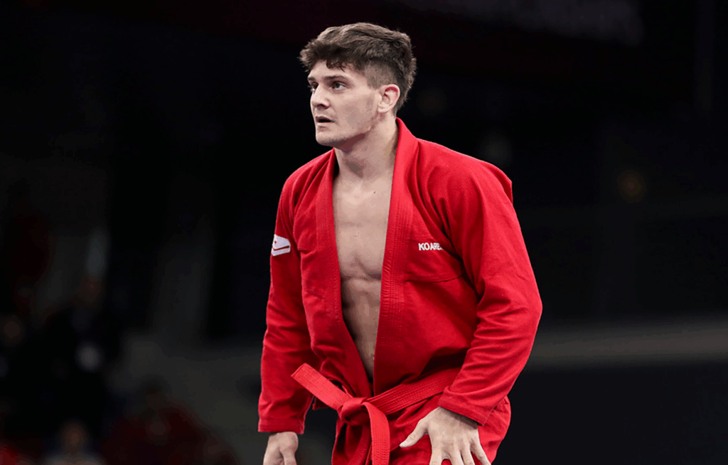 Comunicado: Iker Cámara, triple campeón del mundo de Grappling 1 Iker Cámara, en el Mundial de Astaná del 2024