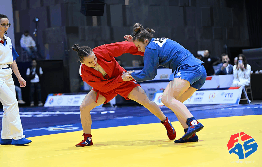 Carla Albitos, contra Daria Kuzmina en la final del campeonato