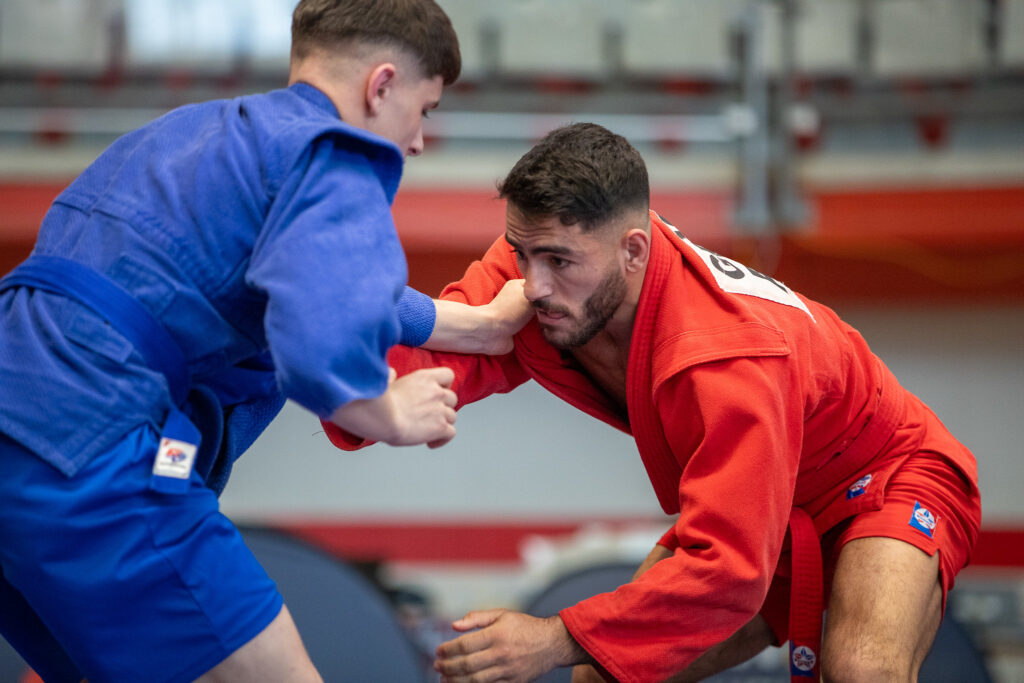 Ibai Gracia completó su mejor año como samboka con una plata mundial