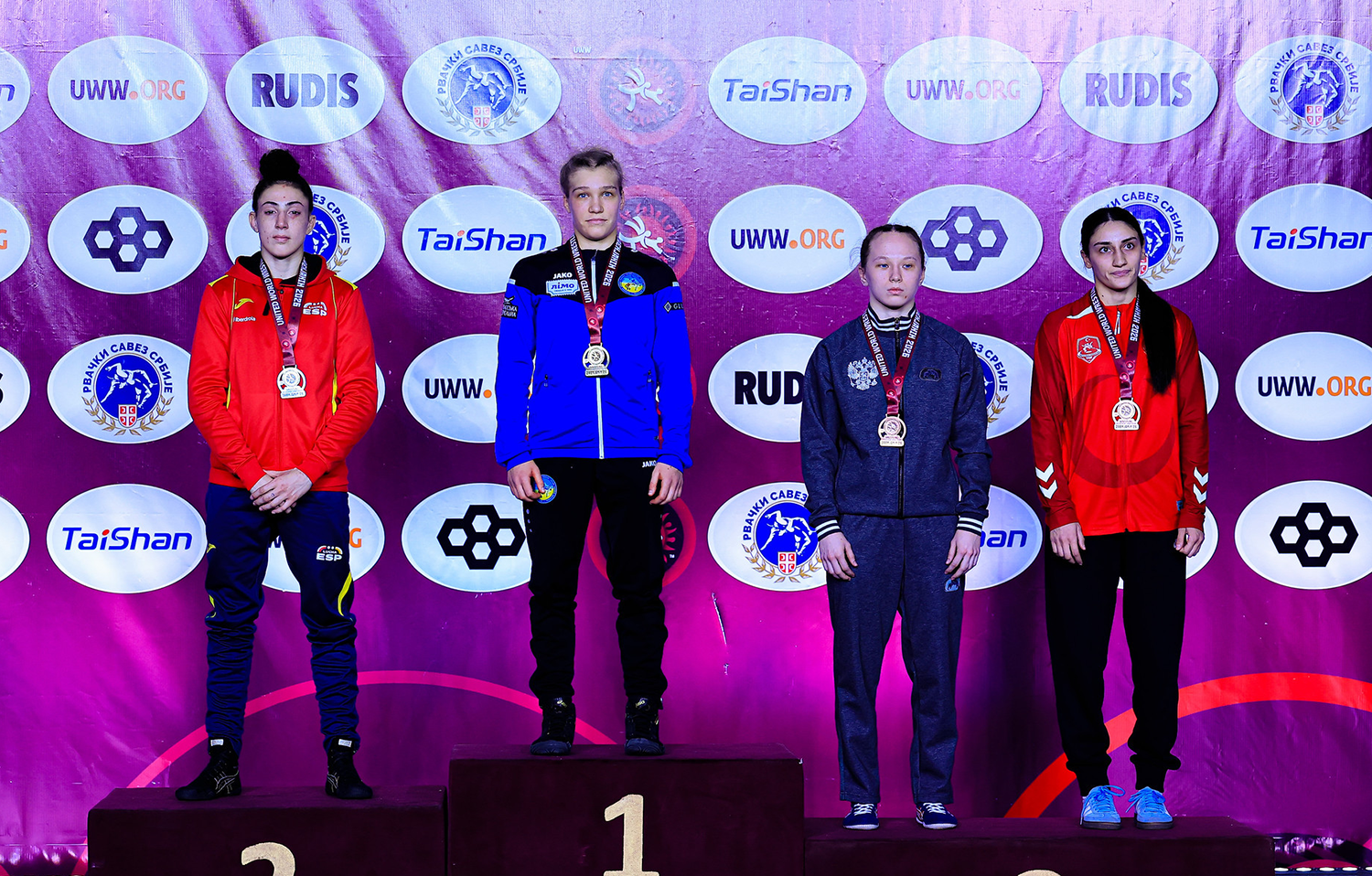 Carla Jaume, en el podio como subcampeona de Europa U23 en Serbia