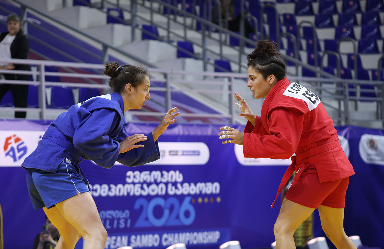 Front Page 10 Estrella López, durante un combate en el Campeonato de Europa Sénior de Sambo