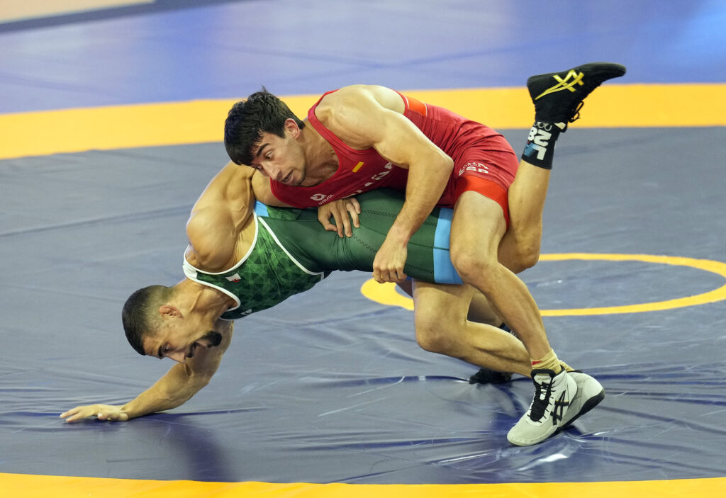 Carla y Lydia suman dos platas y elevan a tres las medallas en Taranto 5 Carlos Álvarez no pudo sumar otra medalla para la delegación al perder contra Argelia (COE)