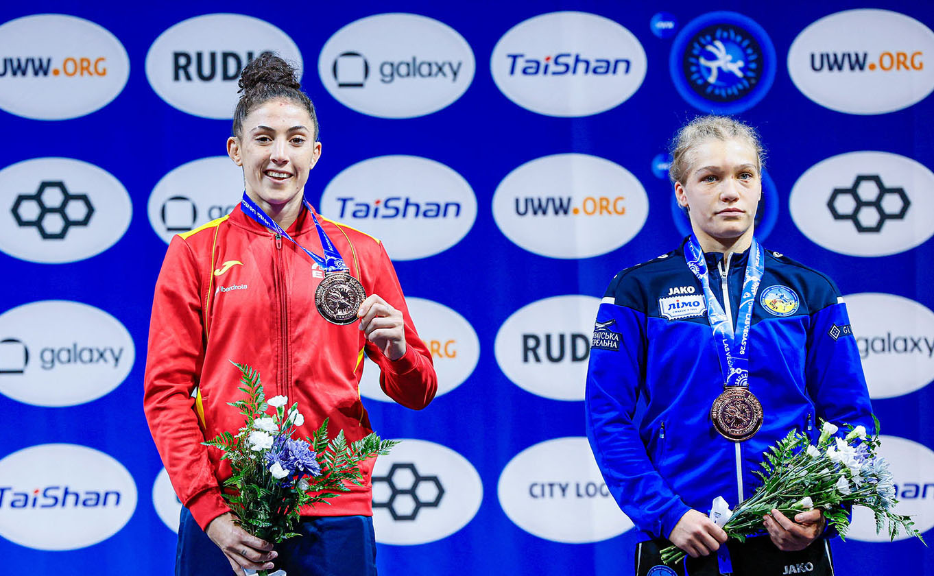 Carla Jaume, en el podio de Las Vegas con la medalla de bronce (UWW)